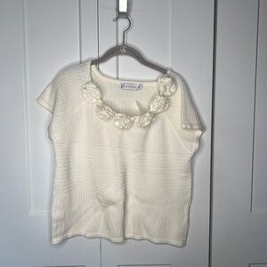 New York & Company Knit Rosette Neckline Detail Short Sleeve Blouse NWT Size XL